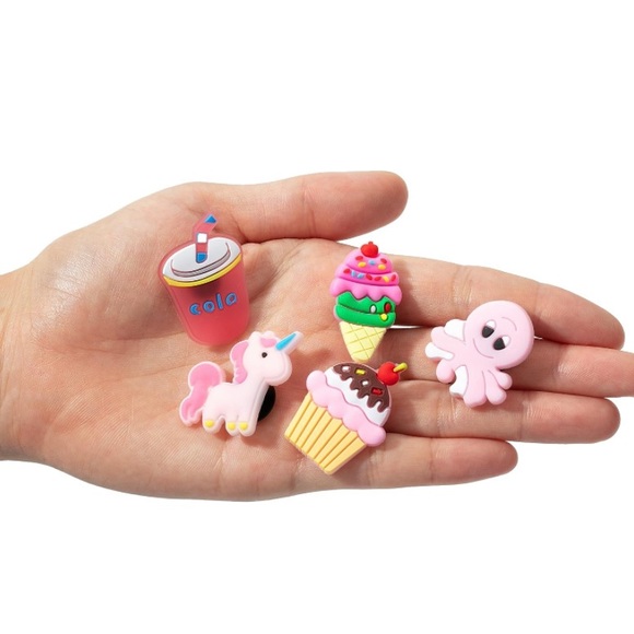 🆕 3ct Charms & 1 Keychain Charm Holder - Color &  Charms Random - Picture 10 of 12